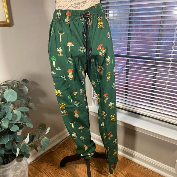 Skidz NYC mushroom jogger pants Juniors Medium Women’s extra small - Picture 2 of 4